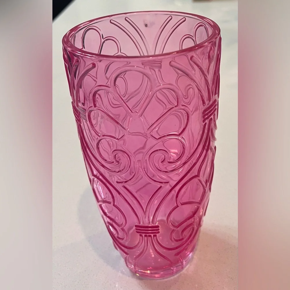 N/A this vase